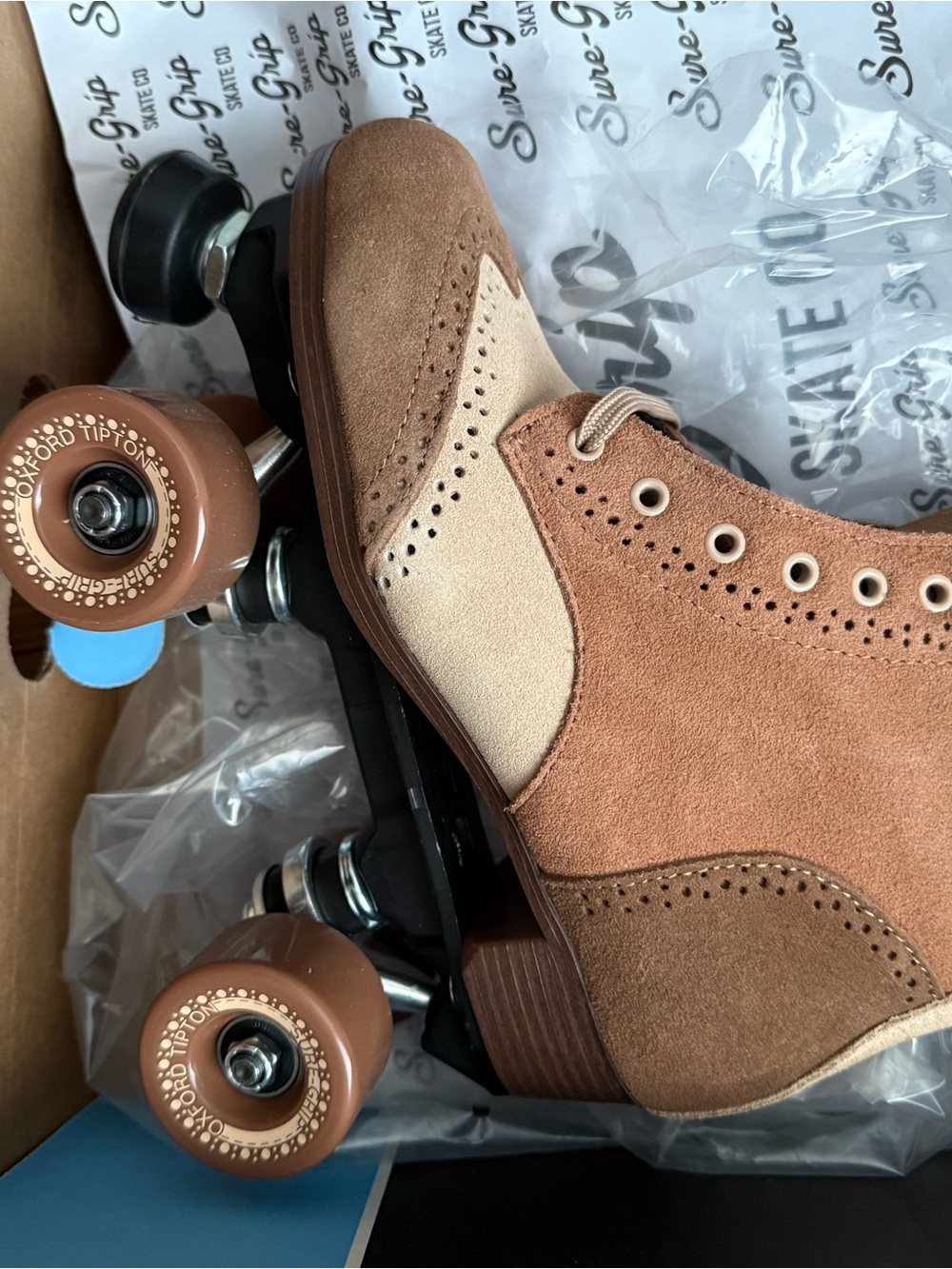 New in box Roller skates Sure-Grip | Oxford Tipton Skates - Blazer size 7 womens - Picture 2 of 6